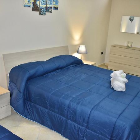 فراتاماجوري B&B Notte Stellata الغرفة الصورة
